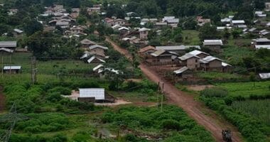 ရှမ်းမြောက် နမ္မတူမြို့နယ် ပန်လုံကျေးရွာက အမျိုးသား ၂ ဦး နမ့်မြီးချောင်းမှာ ငါးမိုင်း ခွဲရင်း ကြိုးမိုင်း နင်းမိလို့ ၁ ဦး သေဆုံးခဲ့တယ်လို့ သေဆုံးသူ အမျိုးသားနဲ့ နီးစပ်သူတစ်ဦးက ရွှေဖီမြေကို ပြောပါတယ်။